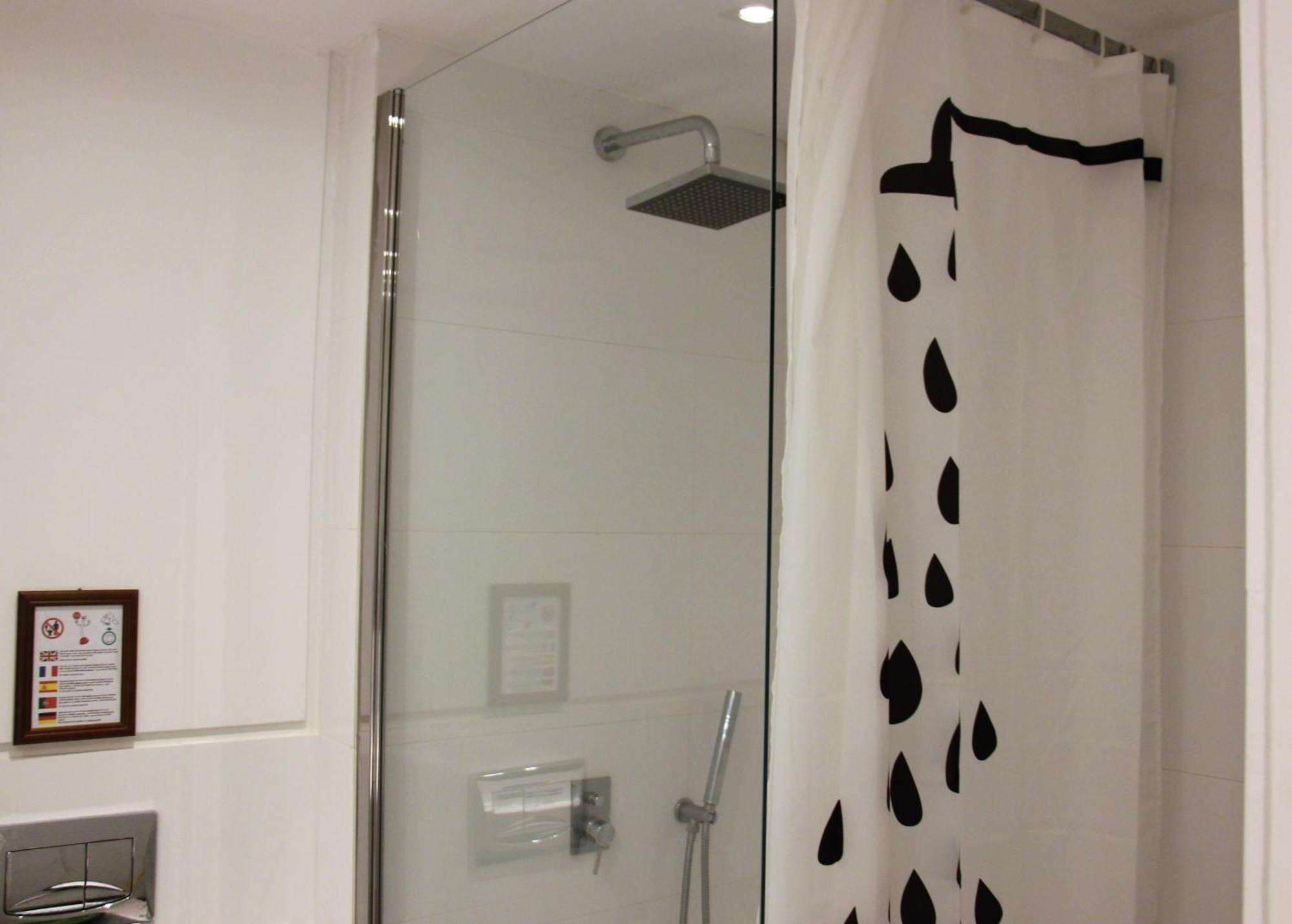 C3 Bairro Alto Cozy Romantic Loft In 18Th Century Building Lisboa Exteriör bild